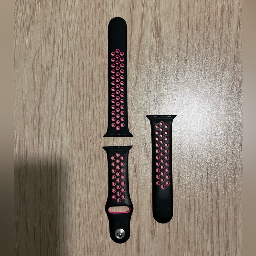 Nike sport Apple watchband black and pink. Size SM and ML. 40MM